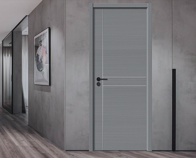 新品推薦零度鑫順來X-9004平開鑲金屬條實木烤漆門